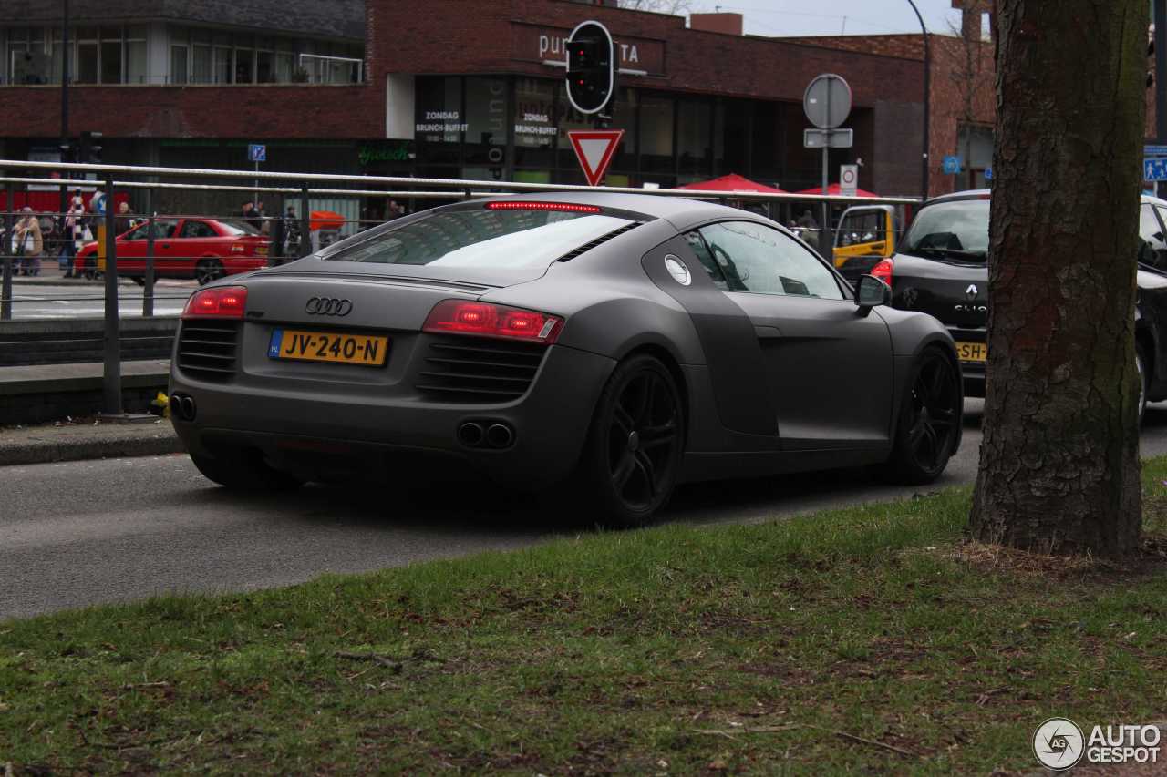 Audi R8