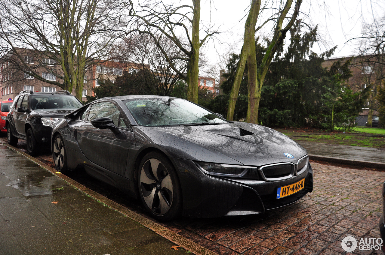 BMW i8