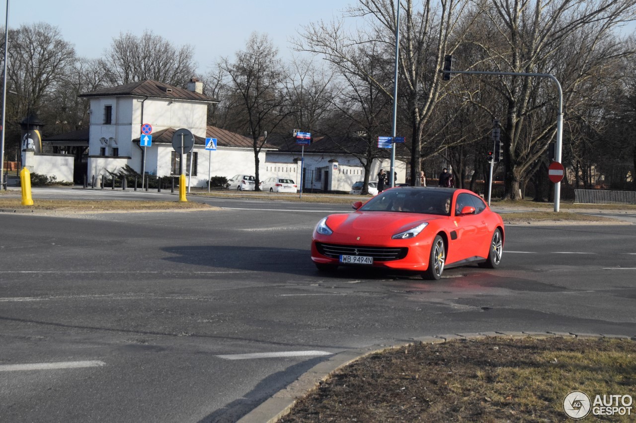 Ferrari GTC4Lusso