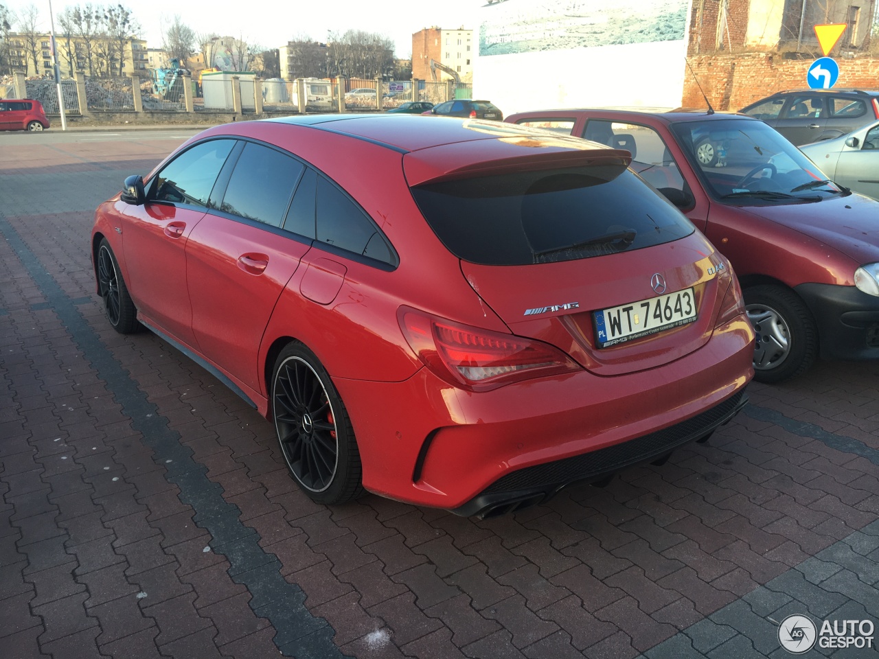 Mercedes-AMG CLA 45 Shooting Brake X117