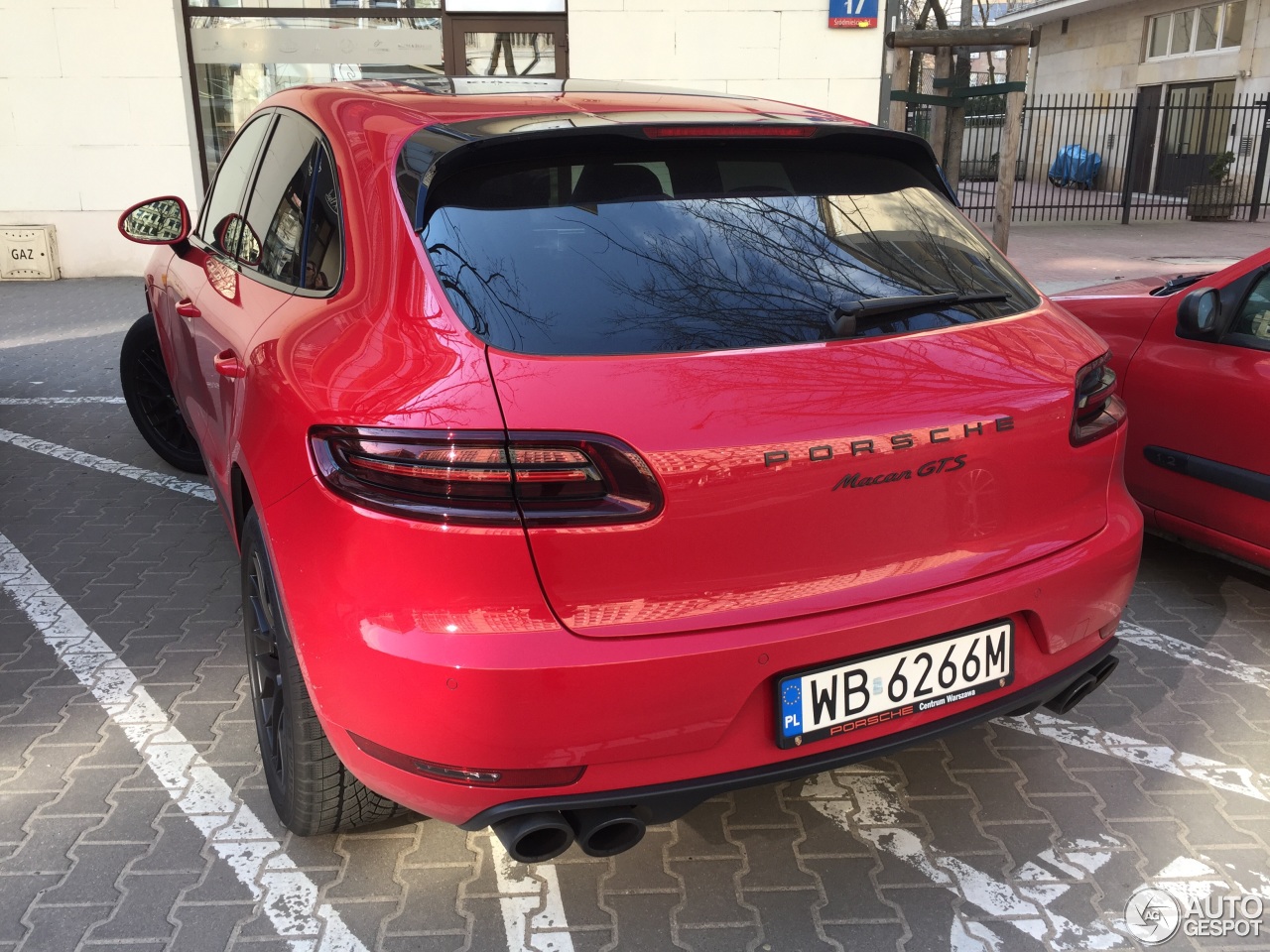 Porsche 95B Macan GTS