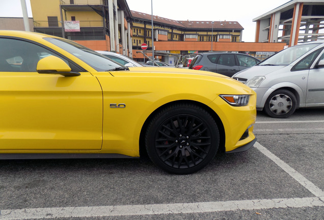 Ford Mustang GT 2015