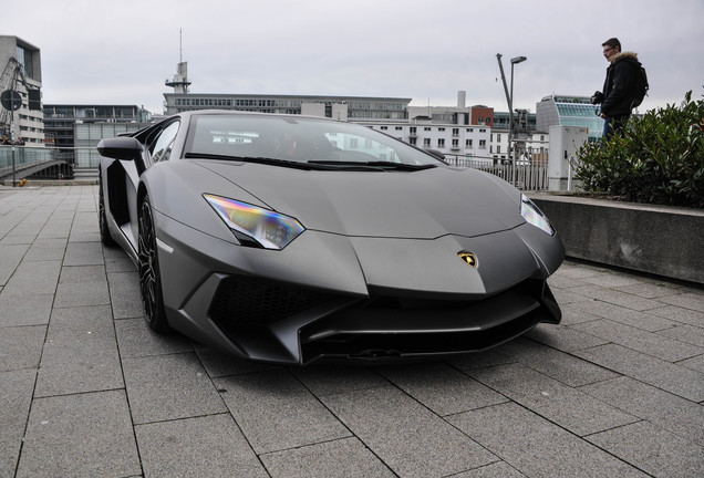 Lamborghini Aventador LP750-4 SuperVeloce