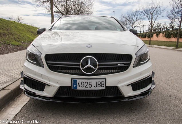 Mercedes-Benz A 45 AMG Edition 1