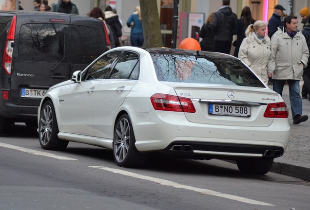 Mercedes-Benz E 63 AMG W212 V8 Biturbo