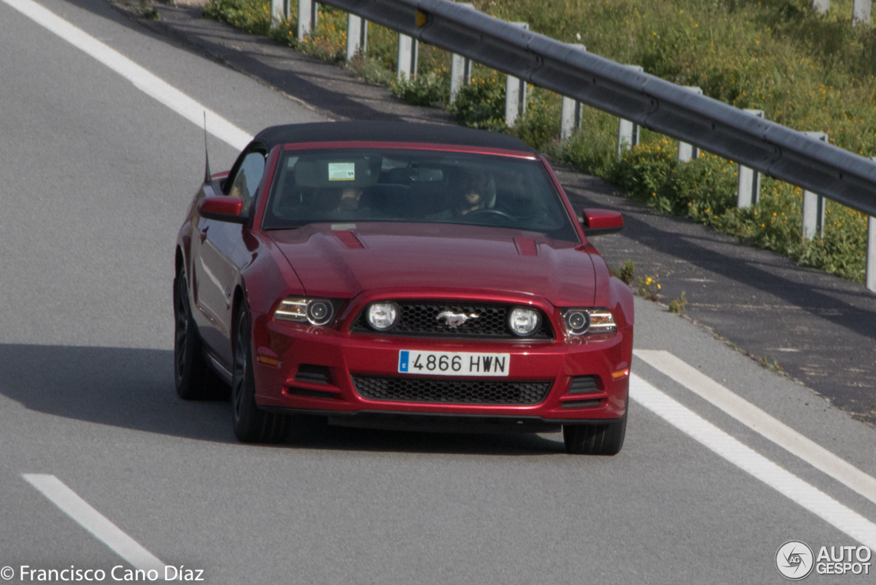 Ford Mustang GT Convertible 2013