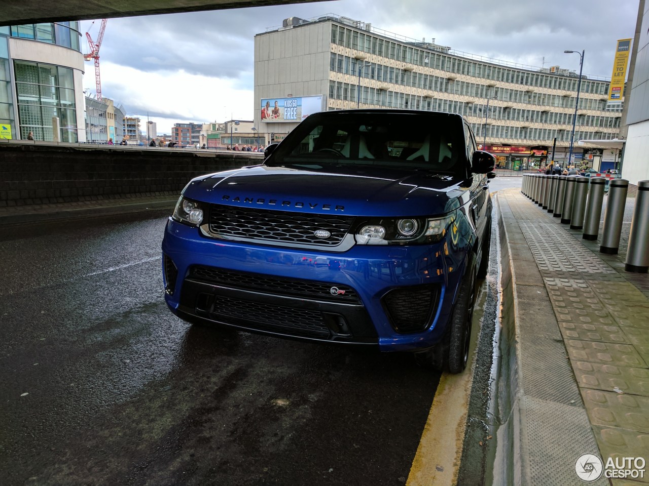 Land Rover Range Rover Sport SVR