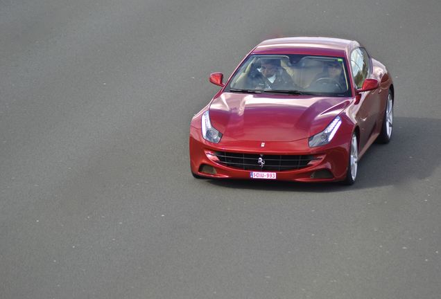 Ferrari FF