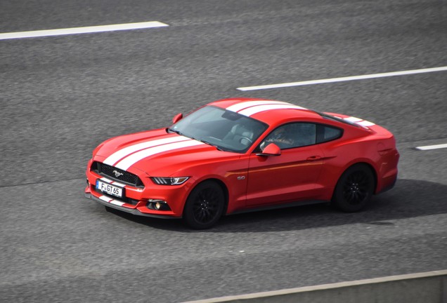 Ford Mustang GT 2015