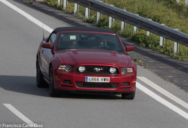 Ford Mustang GT Convertible 2013