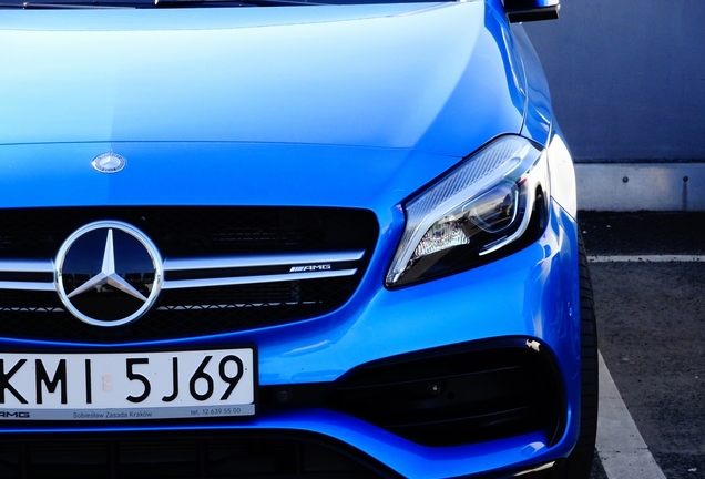 Mercedes-AMG A 45 W176 2015