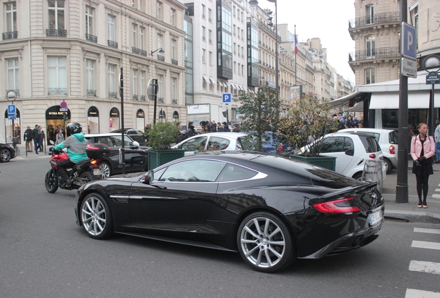 Aston Martin Vanquish 2013