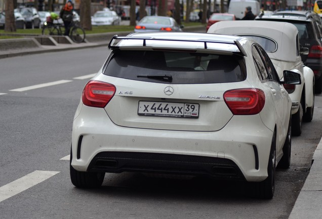 Mercedes-Benz A 45 AMG