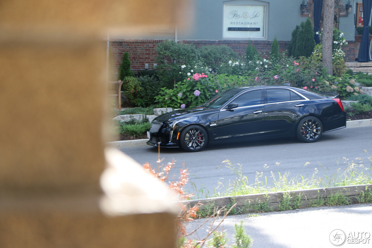 Cadillac CTS-V 2015