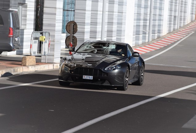 Aston Martin V8 Vantage S