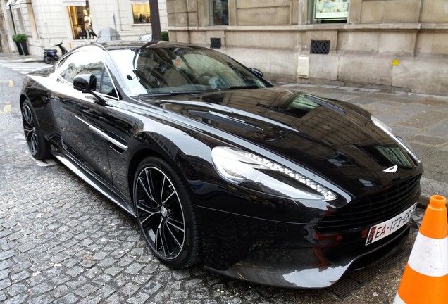 Aston Martin Vanquish 2013