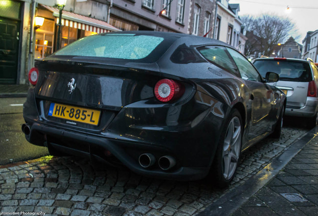 Ferrari FF