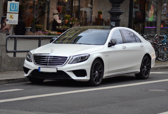 Mercedes-AMG S 63 V222