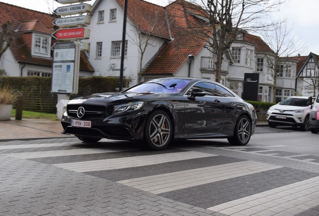 Mercedes-Benz S 63 AMG Coupé C217