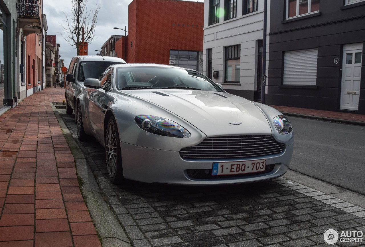 Aston Martin V8 Vantage