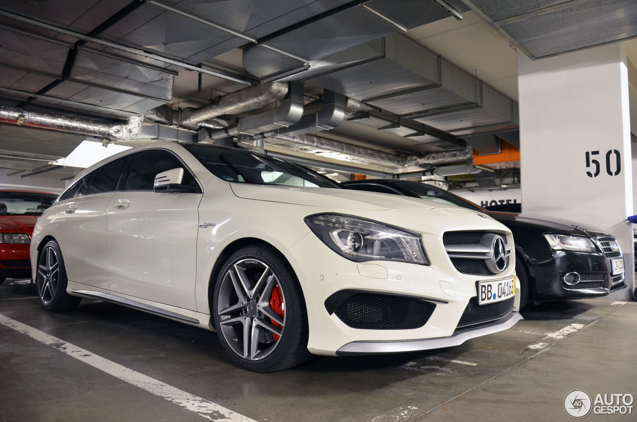 Mercedes-AMG CLA 45 Shooting Brake X117