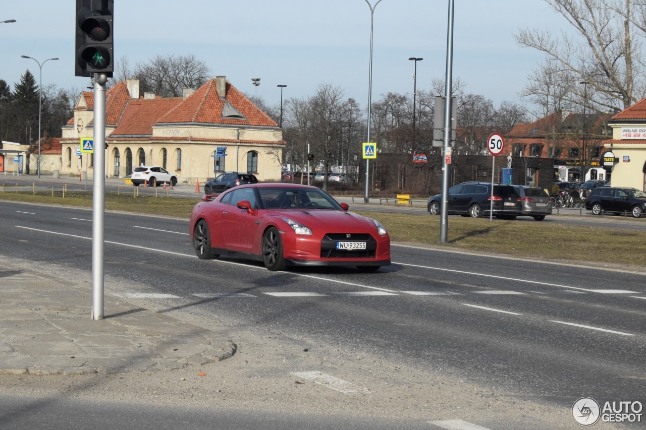 Nissan GT-R