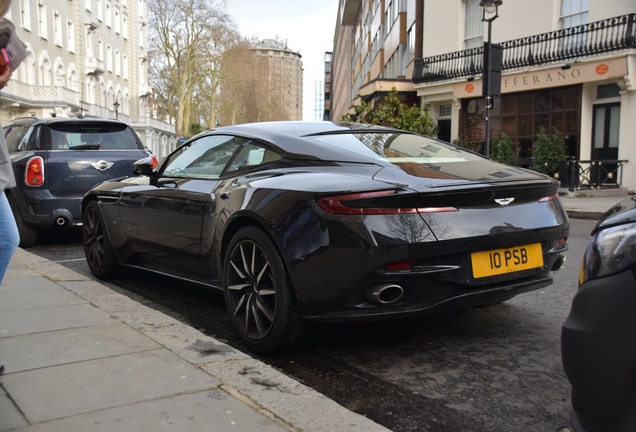 Aston Martin DB11