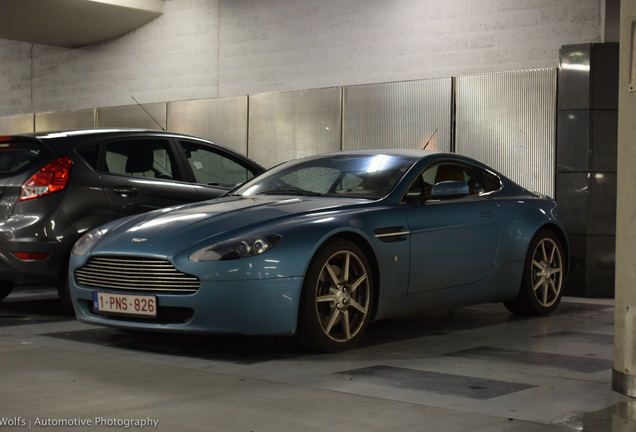 Aston Martin V8 Vantage