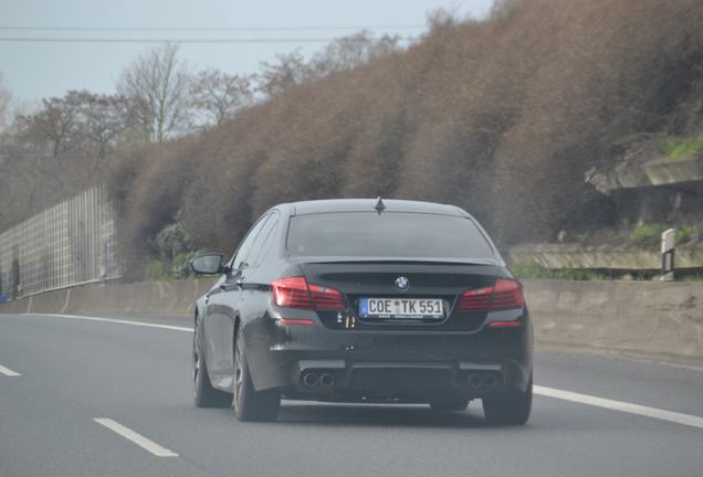 BMW M5 F10 2011