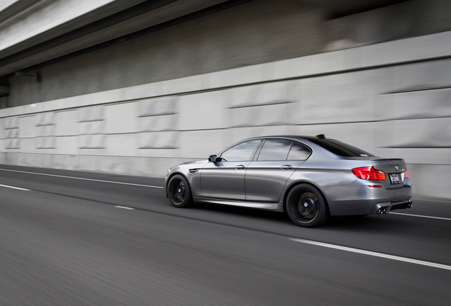 BMW M5 F10 2011