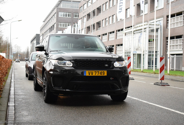 Land Rover Range Rover Sport SVR