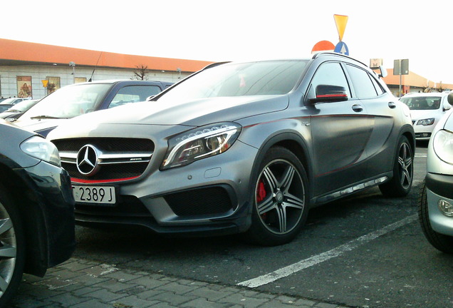 Mercedes-Benz GLA 45 AMG Edition 1