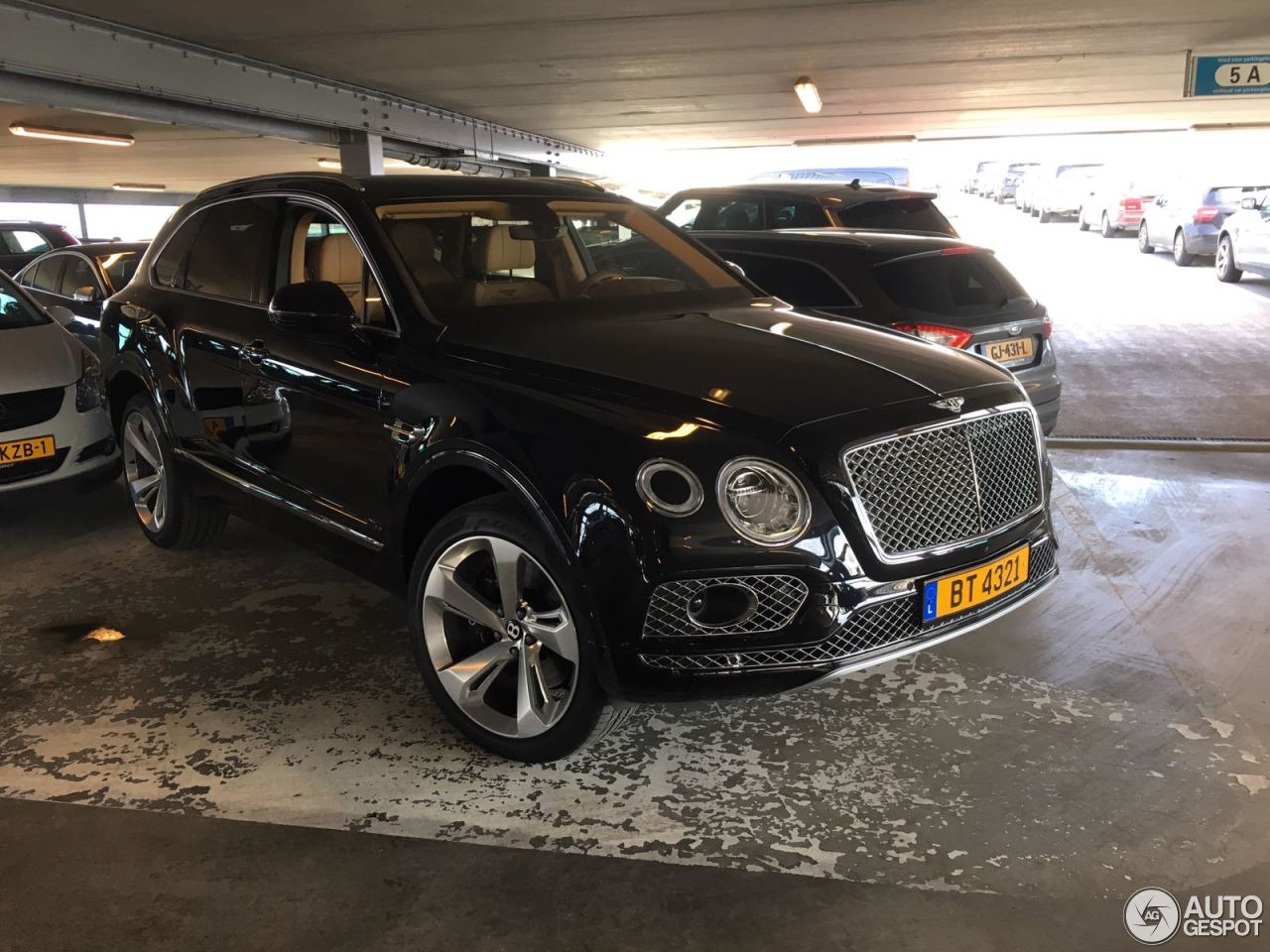 Bentley Bentayga