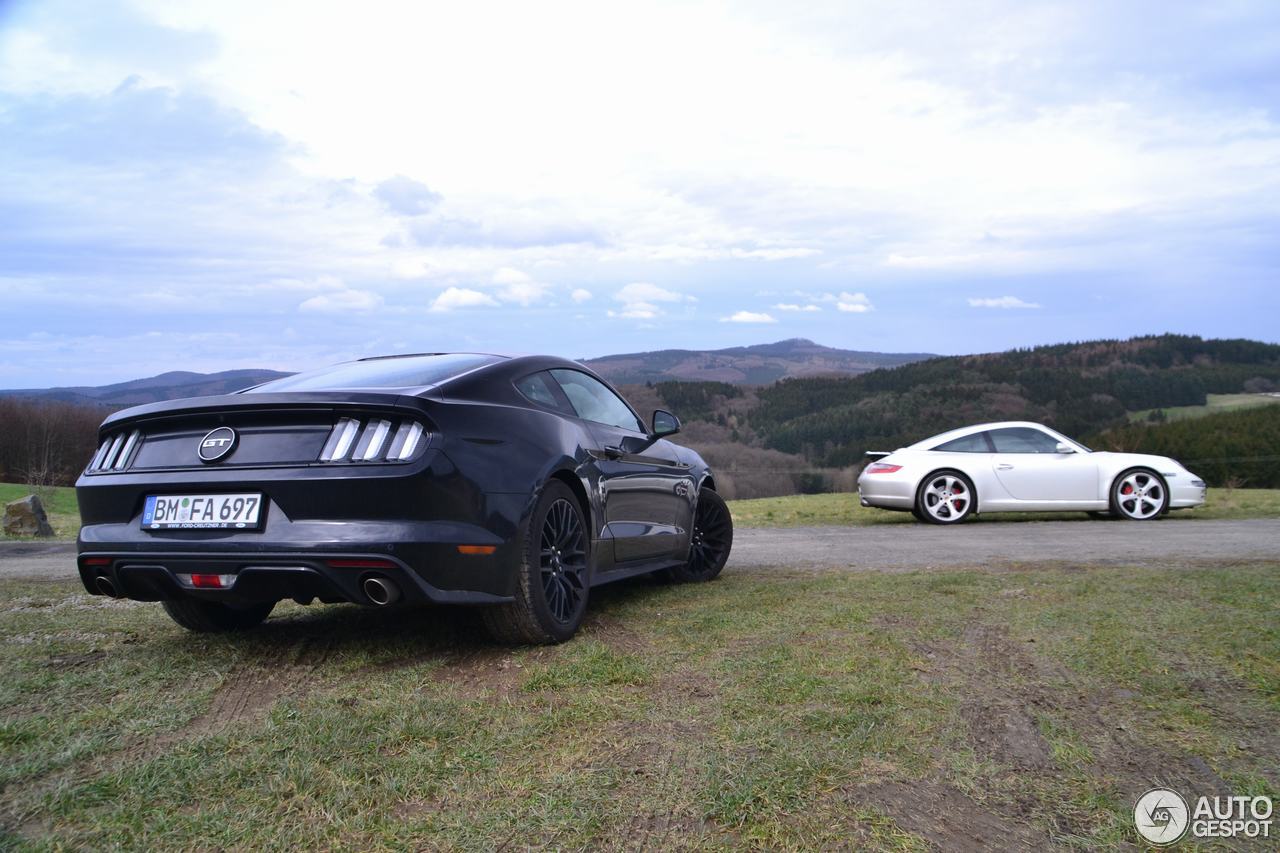 Ford Mustang GT 2015