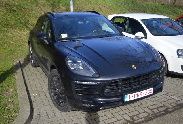 Porsche 95B Macan GTS