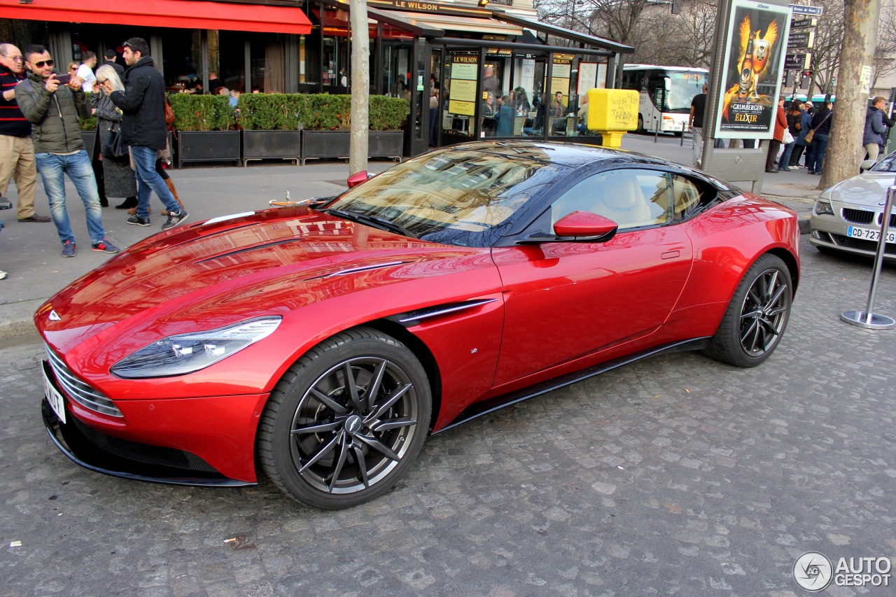 Aston Martin DB11