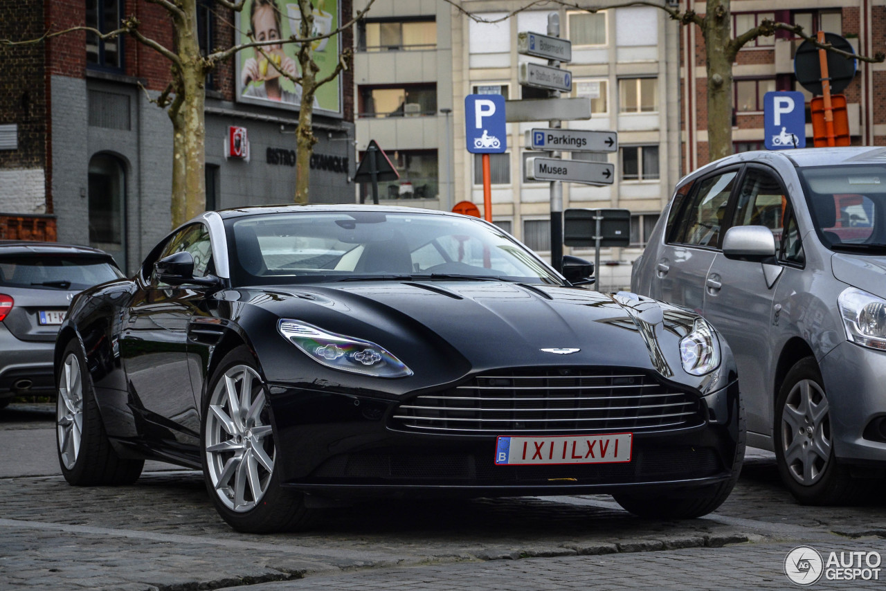 Aston Martin DB11