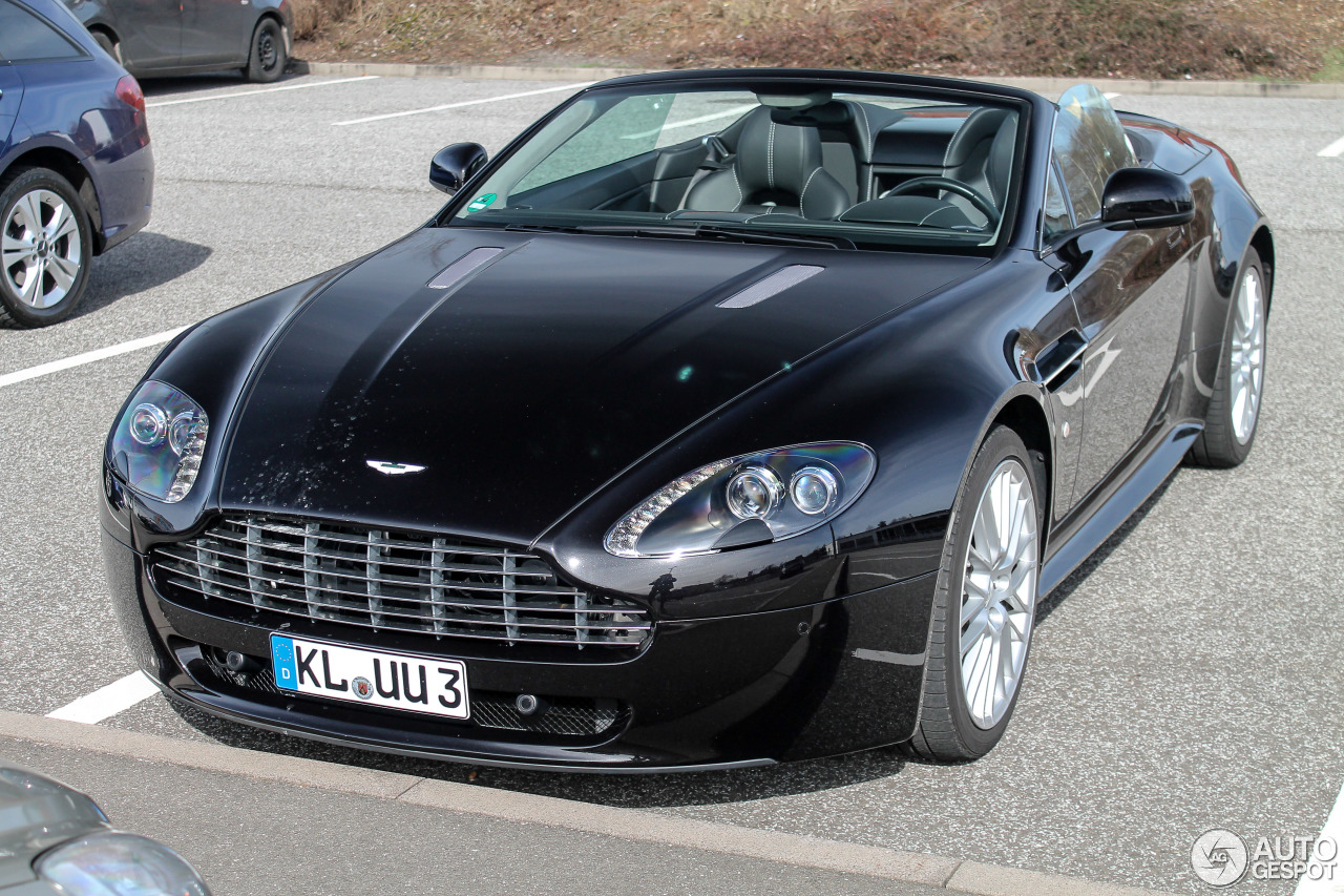 Aston Martin V8 Vantage Roadster