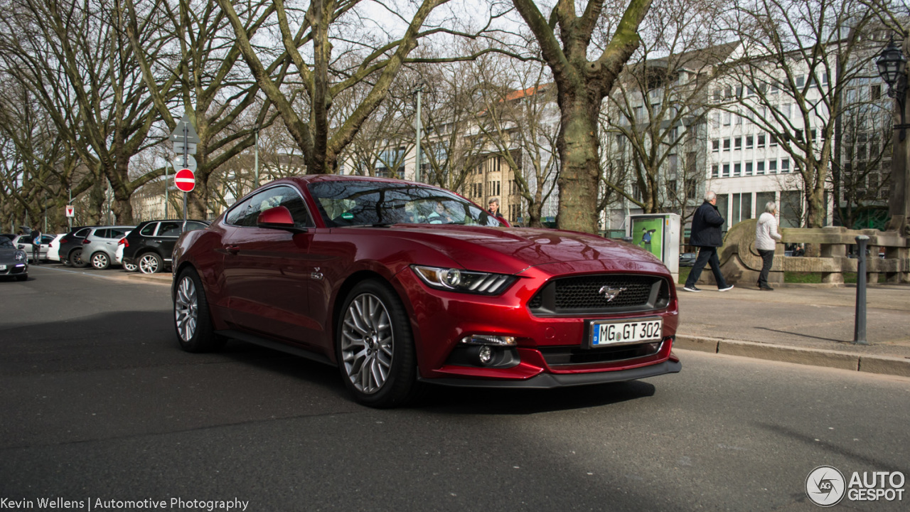 Ford Mustang GT 2015