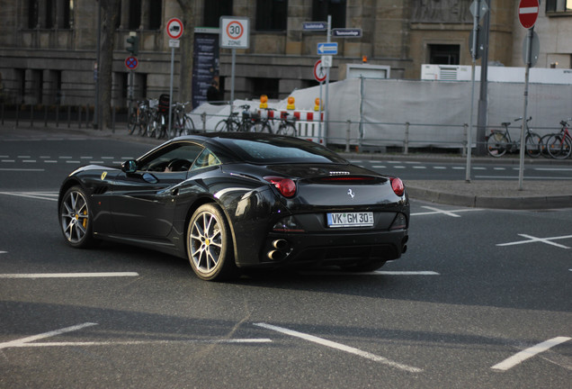 Ferrari California