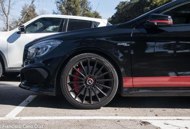 Mercedes-Benz CLA 45 AMG C117