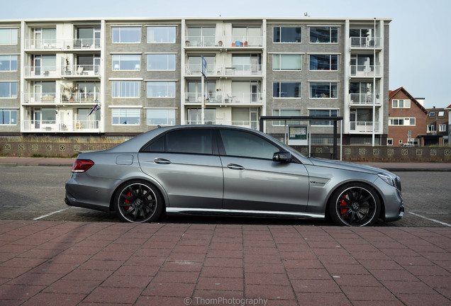 Mercedes-Benz E 63 AMG S W212