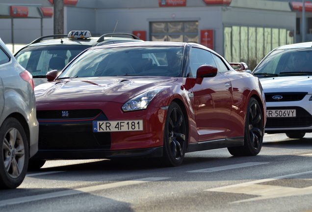 Nissan GT-R