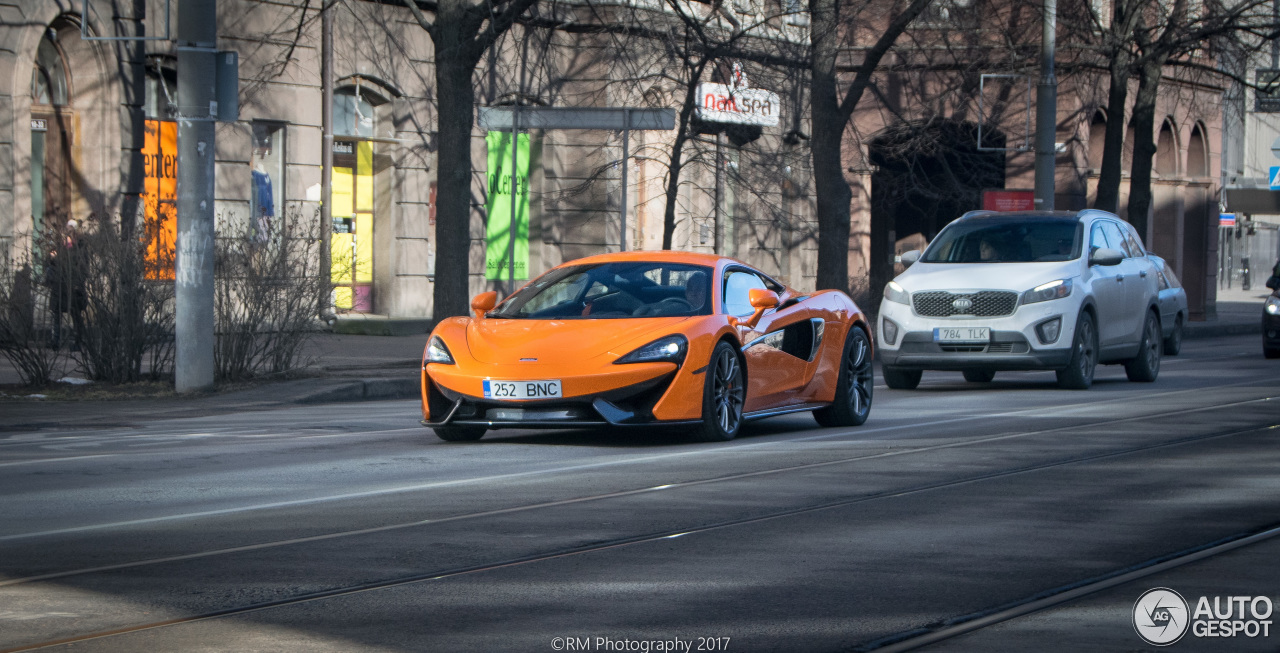 McLaren 570S