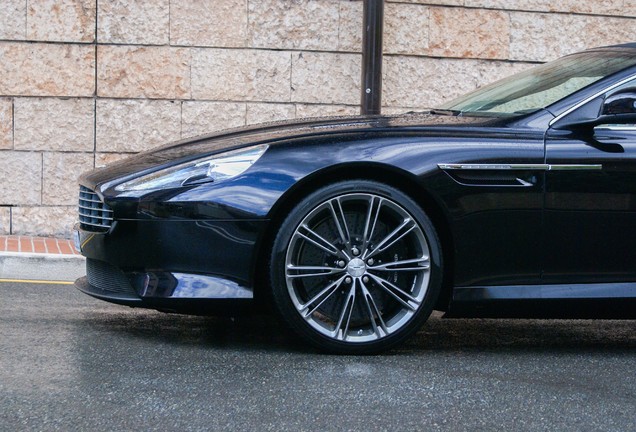 Aston Martin Virage Volante 2011