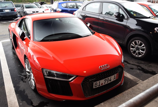 Audi R8 V10 Plus 2015