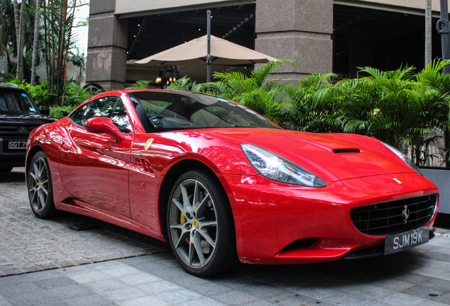 Ferrari California