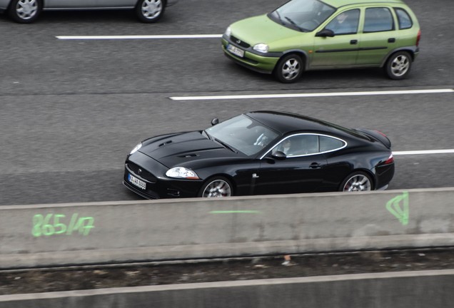 Jaguar XKR-S