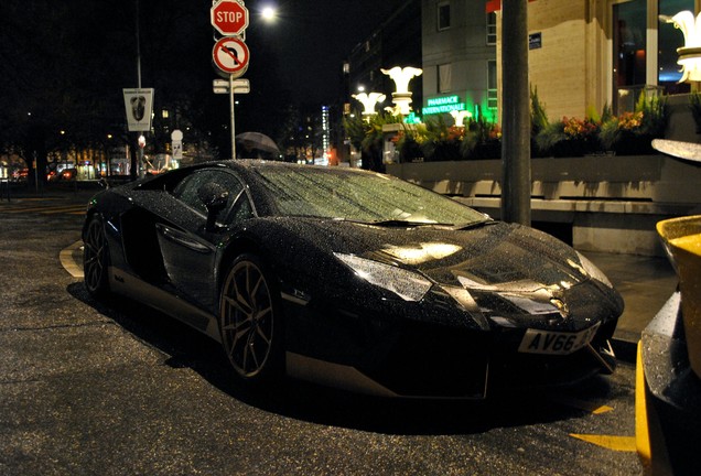 Lamborghini Aventador LP700-4 Miura Edition