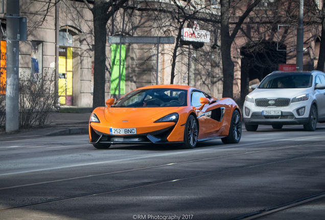 McLaren 570S